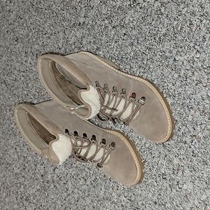 Dolce Vita Post Booties